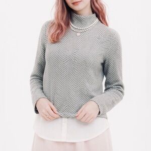 Adrienne Vittadini Gray Herringbone Mock Neck Layered Hem Sweater XS